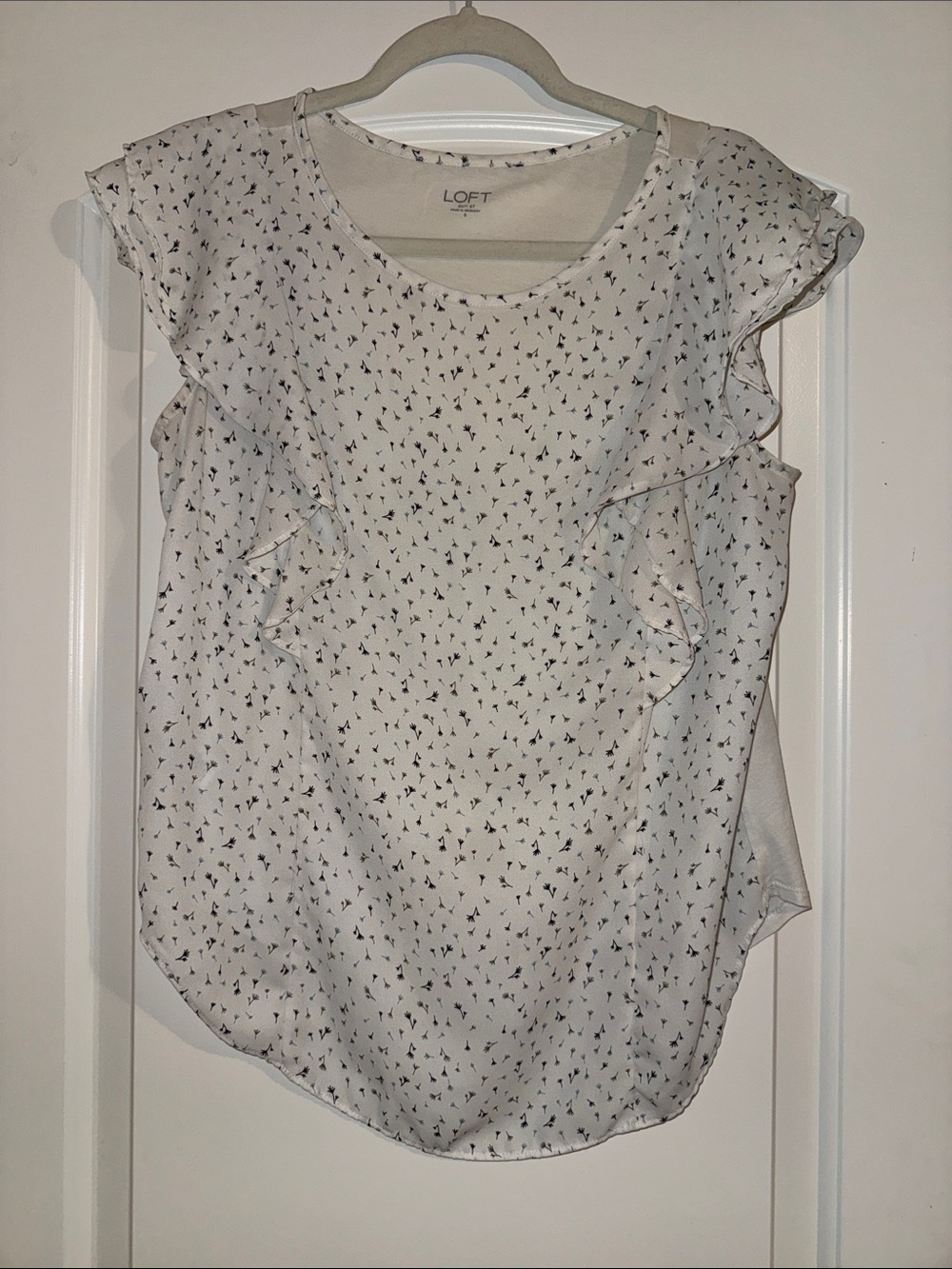 LOFT Cream Flutter Sleeve Printed Blouse